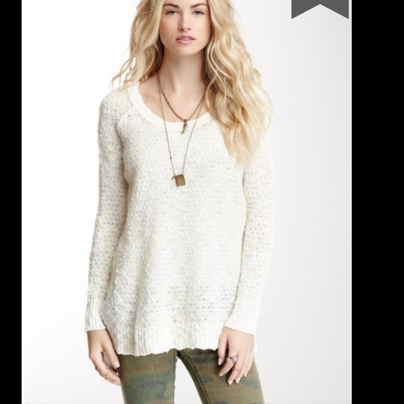 Free People Sweaters - SOLD FREE PEOPLE IVORY JEEPSTER PULLOVER SWEATER